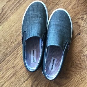 Men’s slip on shoes